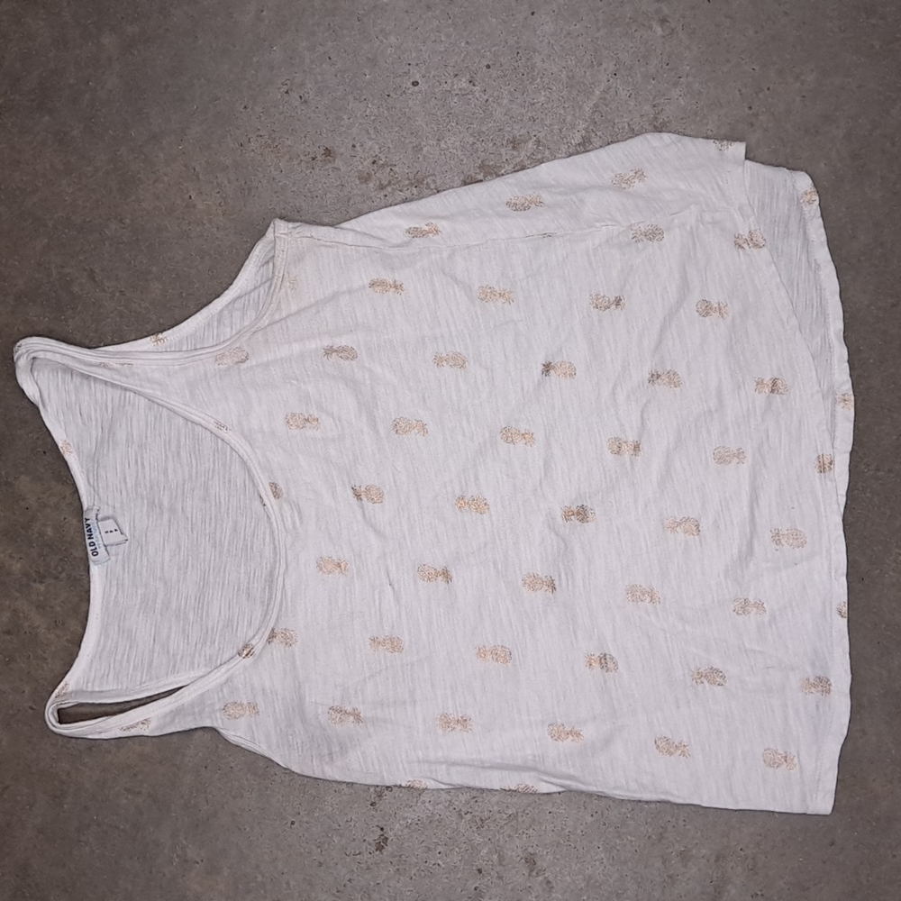 Small Old Navy Tank top. Pineapple!